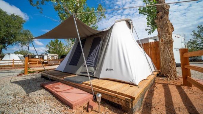 FunStays Glamping Setup Tent in RV Park #2 OK-T2 Moab Eksteriør billede