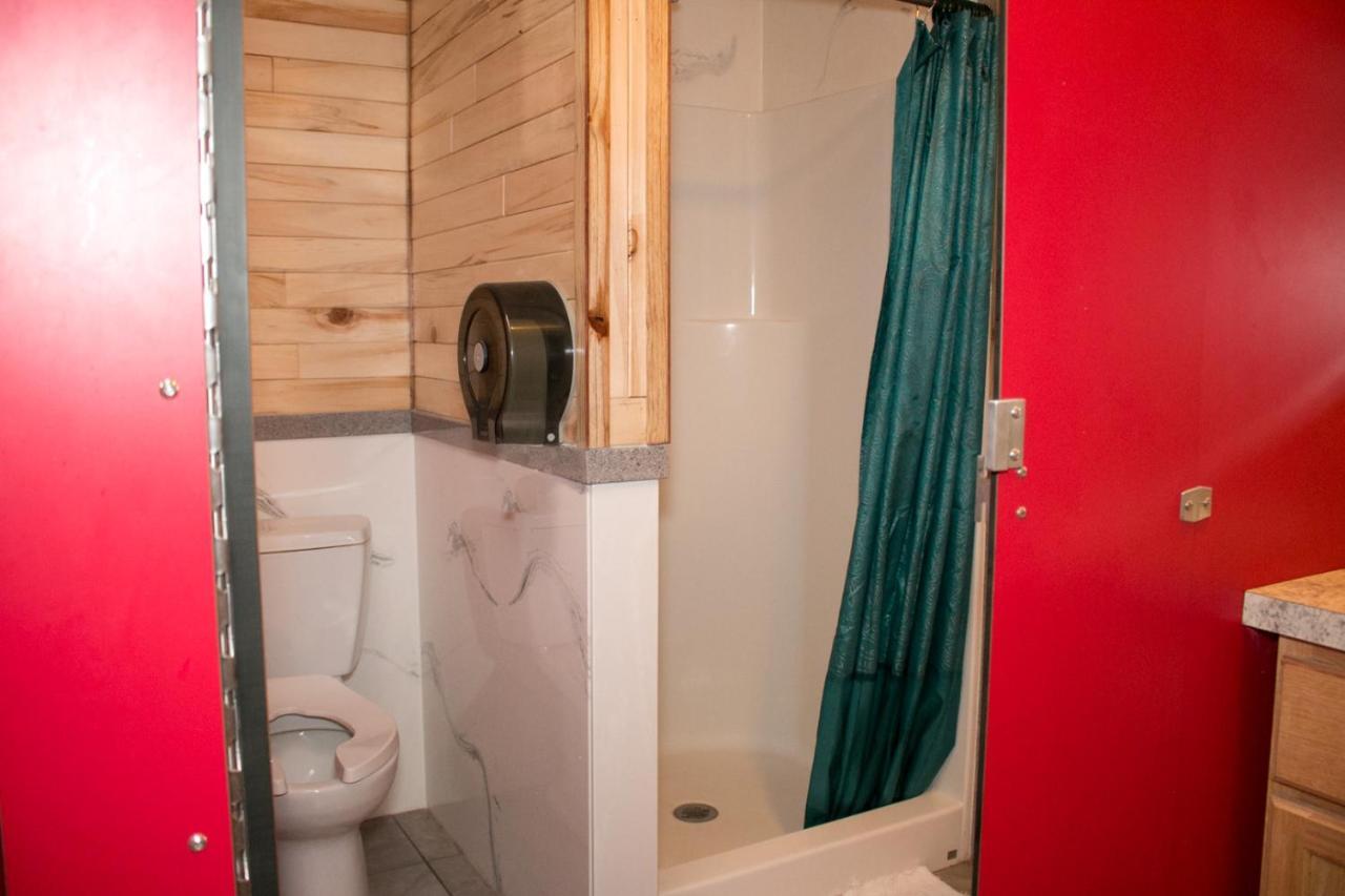 FunStays Glamping Setup Tent in RV Park #2 OK-T2 Moab Eksteriør billede